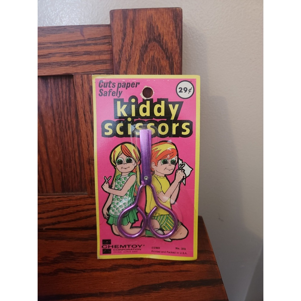 Vintage NOS Kiddy Scissors Sealed‎ In Package Chemtoy 1969
